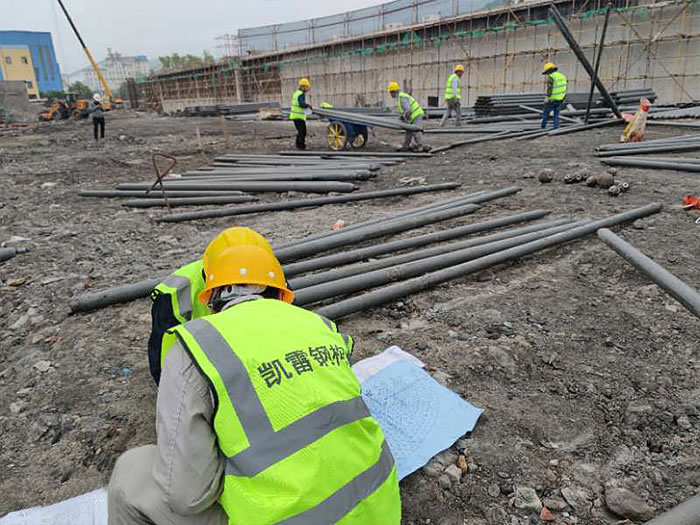 东丽螺栓球网架结构